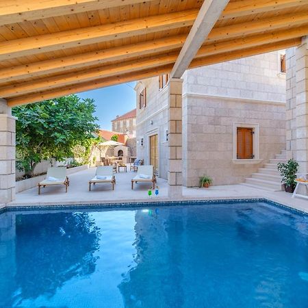 מילנה Luxury Stone Villa Nevija 2022 Private Villa מראה חיצוני תמונה