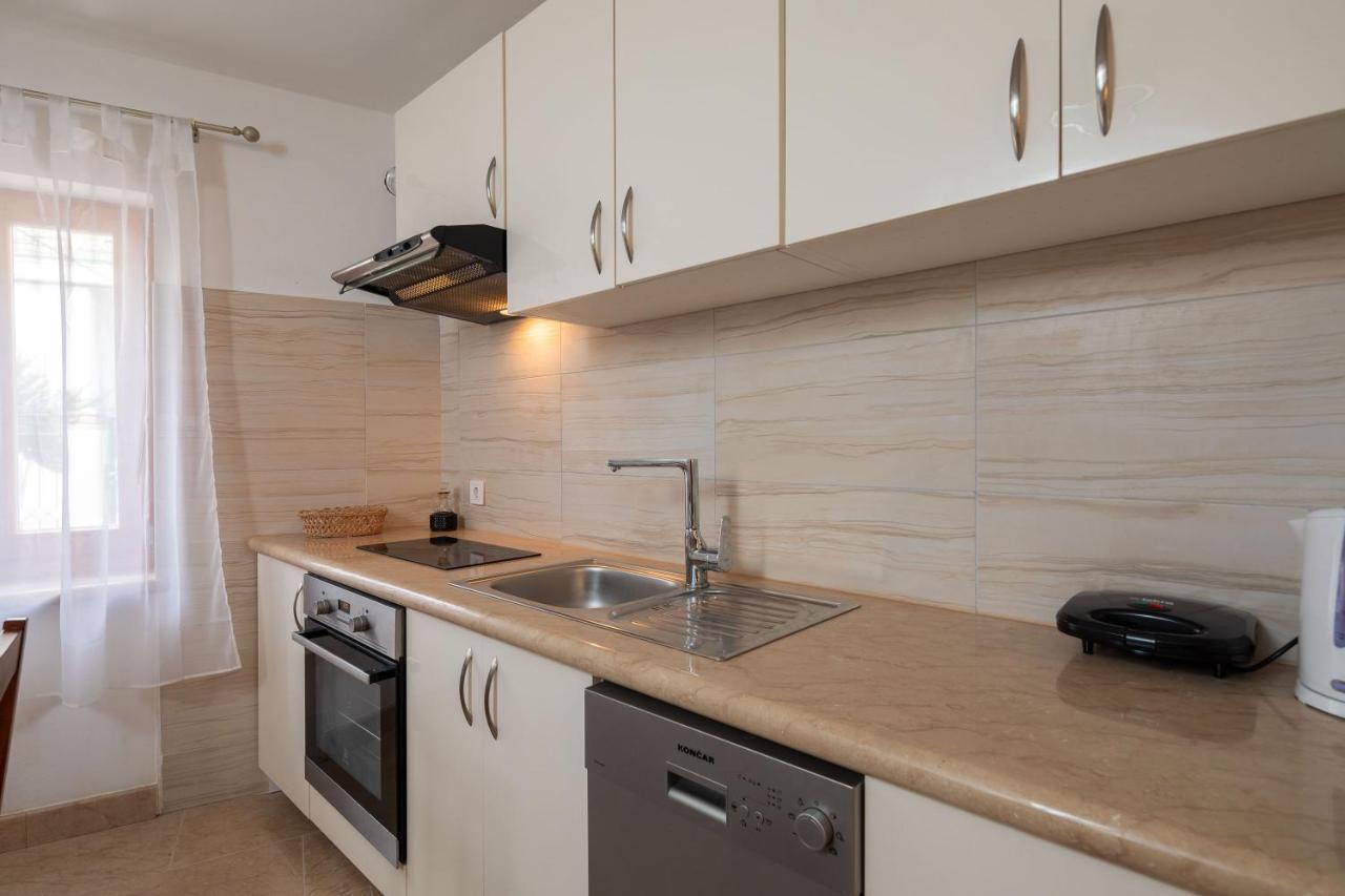 מילנה Luxury Stone Villa Nevija 2022 Private Villa מראה חיצוני תמונה
