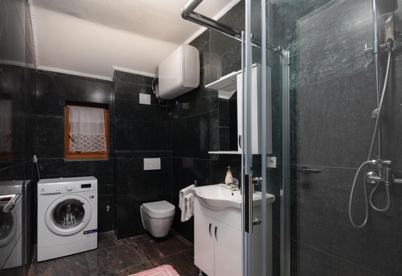 מילנה Luxury Stone Villa Nevija 2022 Private Villa מראה חיצוני תמונה