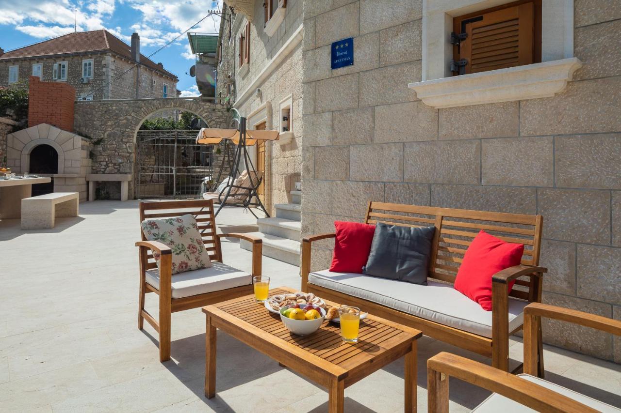 מילנה Luxury Stone Villa Nevija 2022 Private Villa מראה חיצוני תמונה