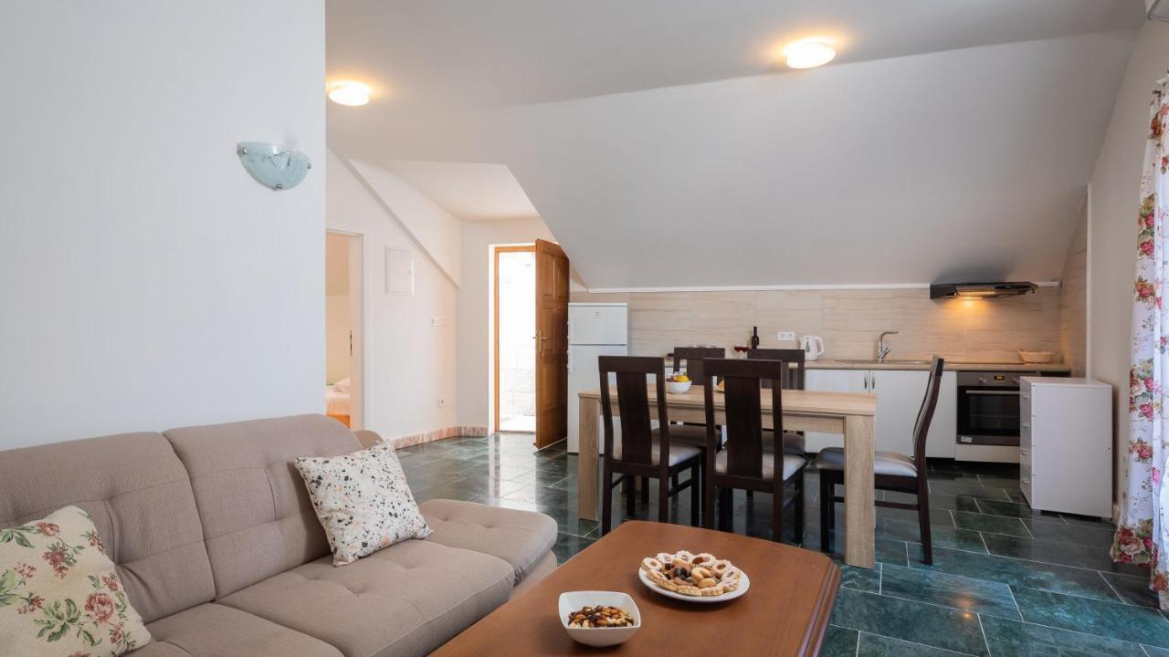 מילנה Luxury Stone Villa Nevija 2022 Private Villa חדר תמונה
