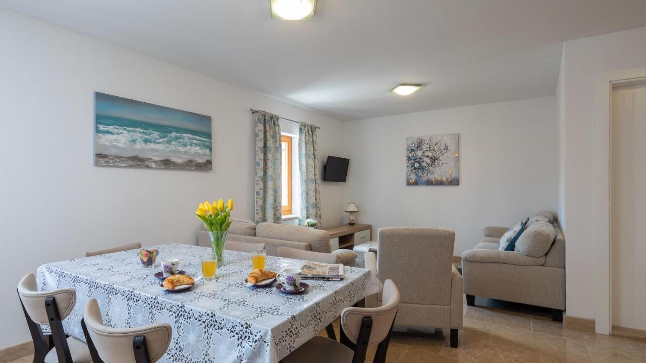 מילנה Luxury Stone Villa Nevija 2022 Private Villa חדר תמונה