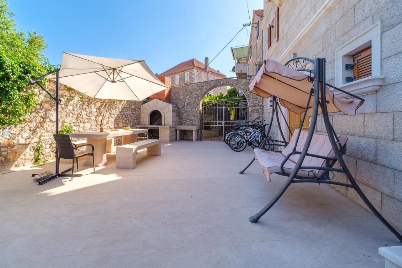 מילנה Luxury Stone Villa Nevija 2022 Private Villa מראה חיצוני תמונה